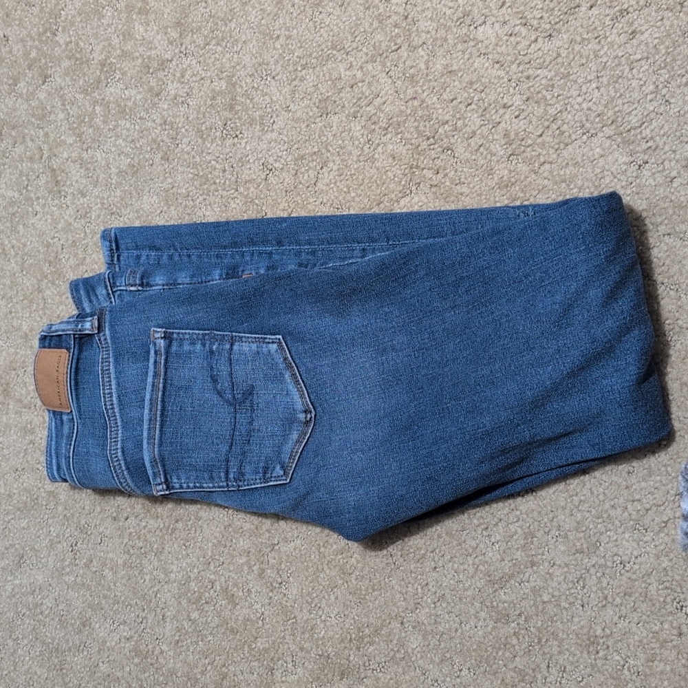 AMERICAN EAGLE •Women’s Next Level Stretch Hi Rise Jegging Distressed Jeans Sz 4